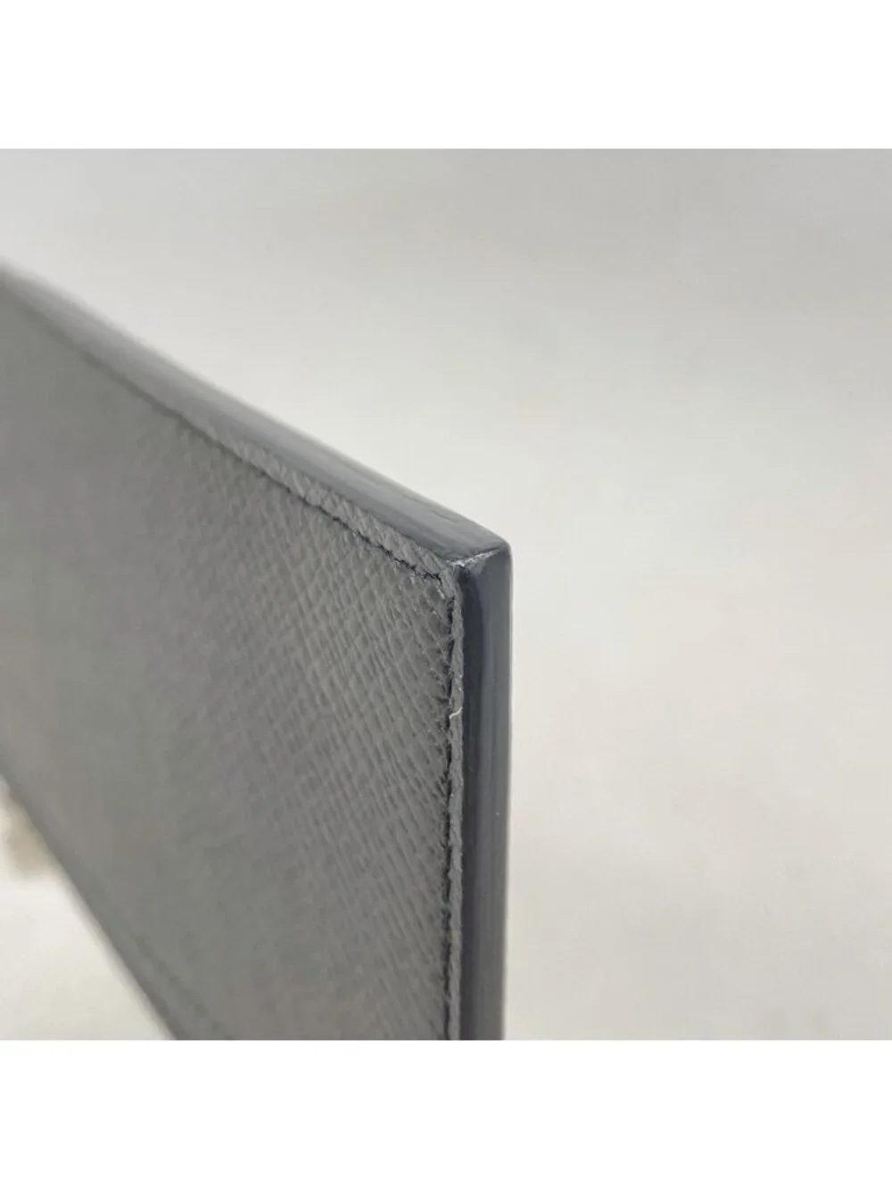Louis Vuitton Taiga Coin Card Holder Ardoise